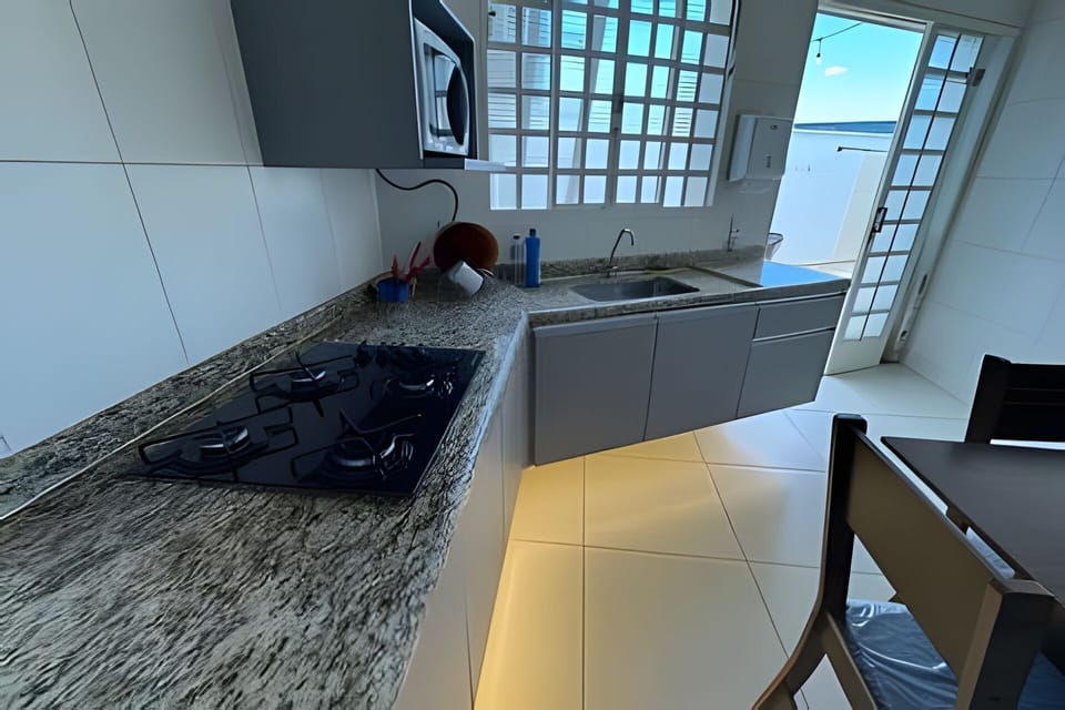 Shared Dormitory | Private kitchen | Fridge, microwave, oven, stovetop