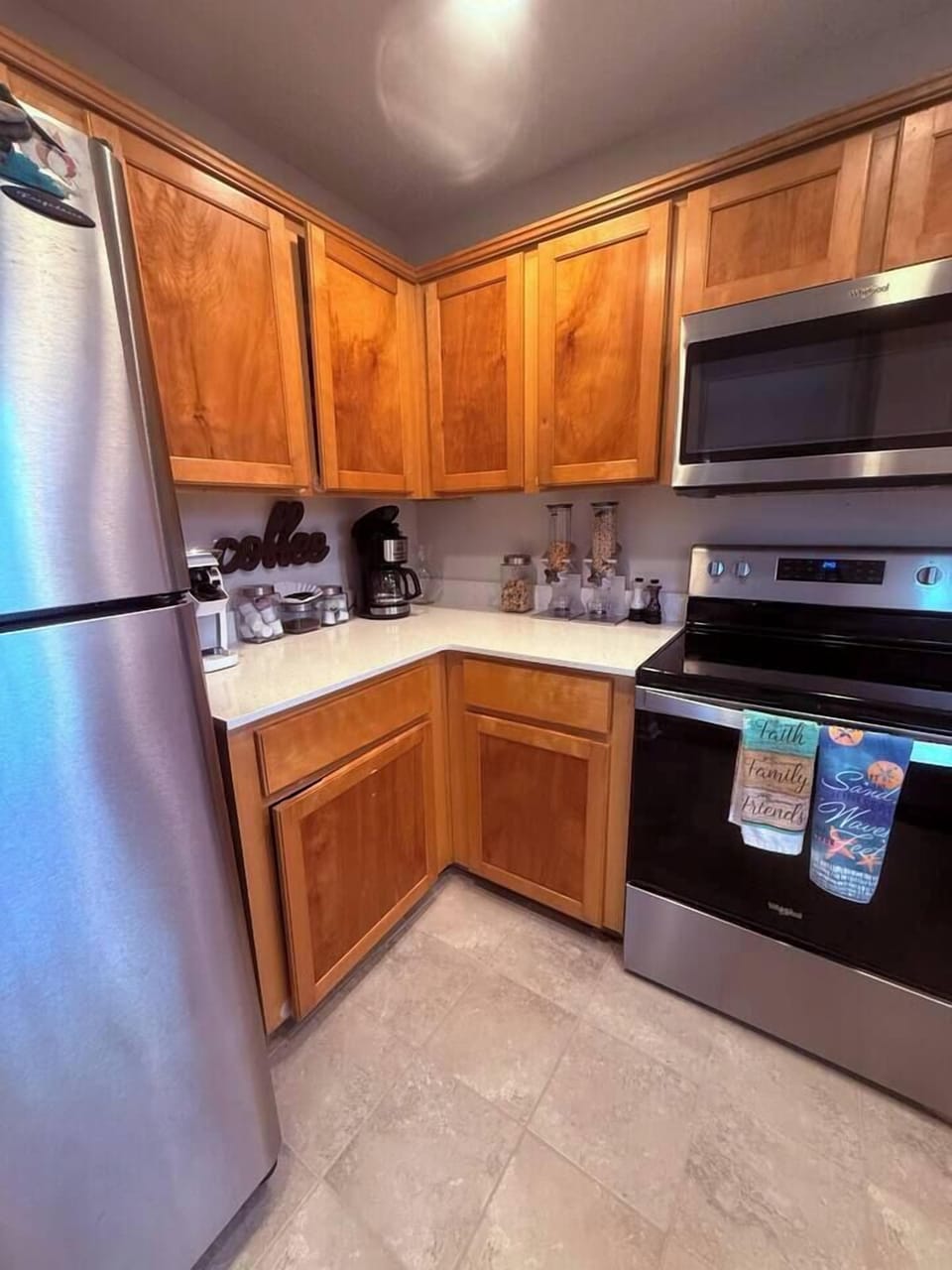 Blue Heron Trail Townhouse - fully stocked kitchen, cold continental breakfast included