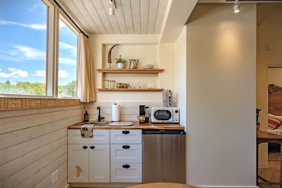 Kitchenette