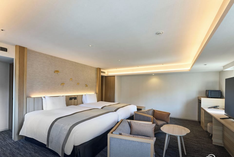 Junior Suite Twin Room, Non Smoking | Premium bedding, down comforters, in-room safe, blackout drapes