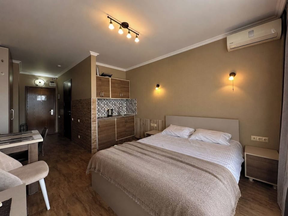 Classic Studio, Balcony, Sea View | In-room safe, laptop workspace, iron/ironing board, free WiFi