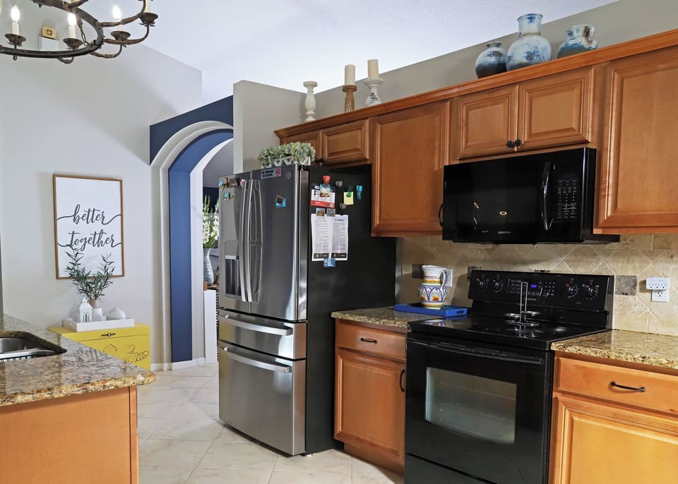 Fully Stocked Kitchen
