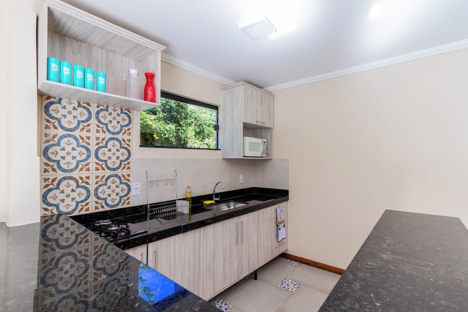 Standard Apartment, 1 Bedroom | Private kitchen | Mini-fridge, microwave, stovetop, cookware/dishes/utensils