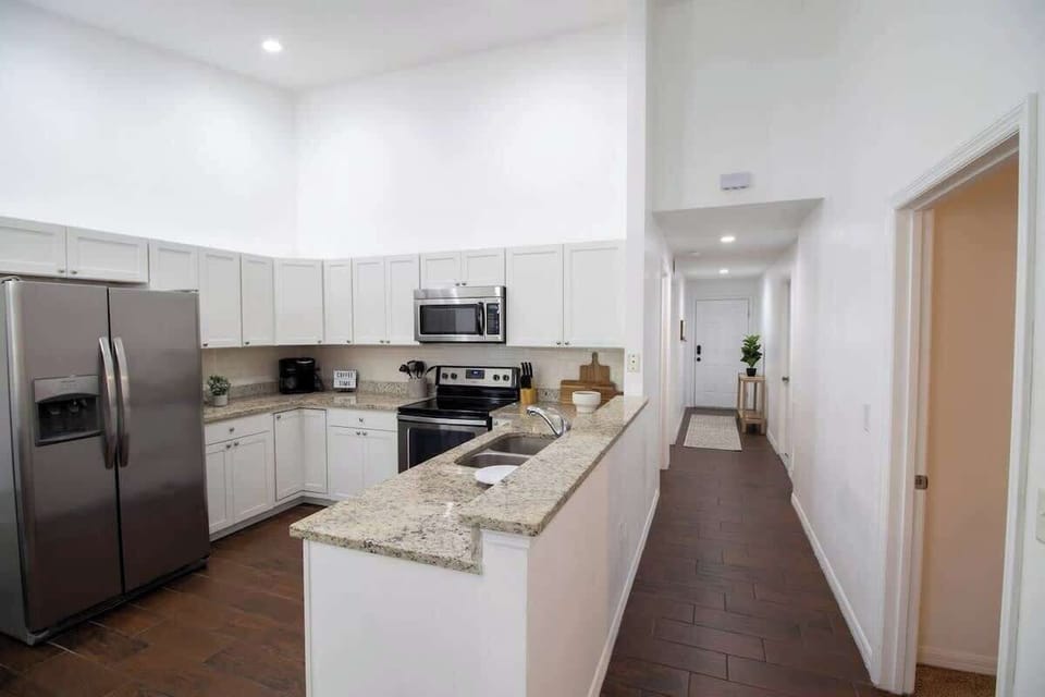 House, Multiple Beds, Patio, Garden View (37135 Grassy Hill ) | Private kitchen | Coffee/tea maker