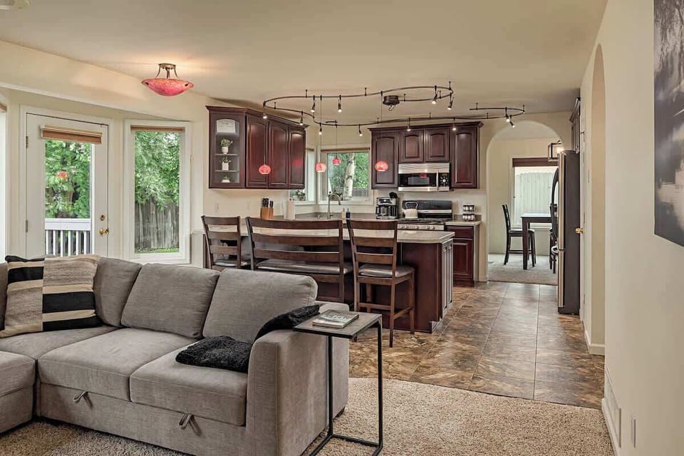 Secondary living space off of the kitchen 