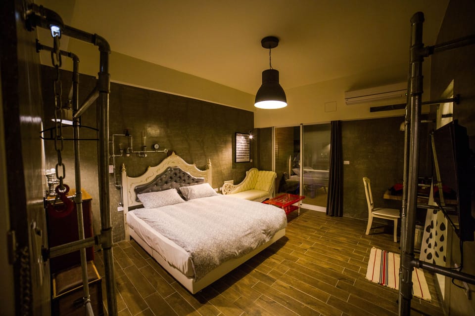 Superior Double Room (B) | Desk, soundproofing, free WiFi, bed sheets