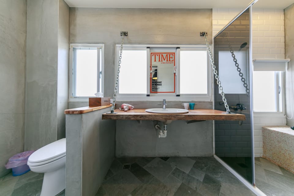 Double Room (" -C-") | Bathroom | Shower, free toiletries, hair dryer, slippers