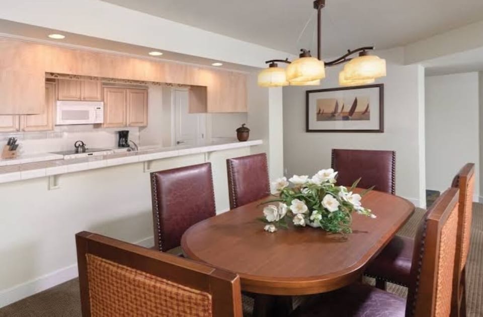 More updated kitchen...kitchen and dining area always close together 