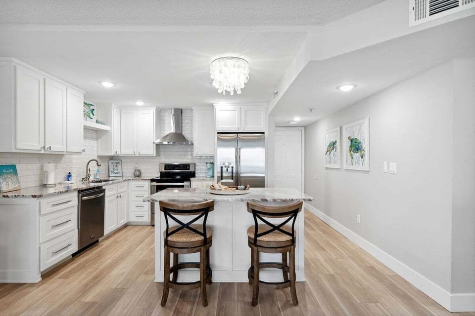 Kitchen with barn seating