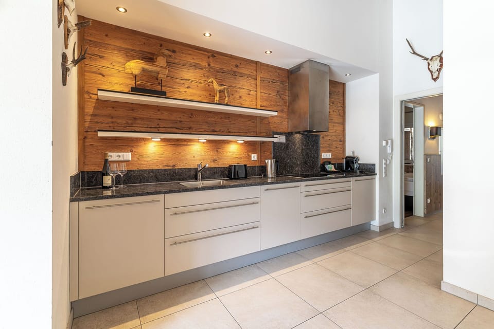 Penthouse, 4 Bedrooms with sofa bed | Private kitchen | Fridge, dishwasher, coffee/tea maker, electric kettle