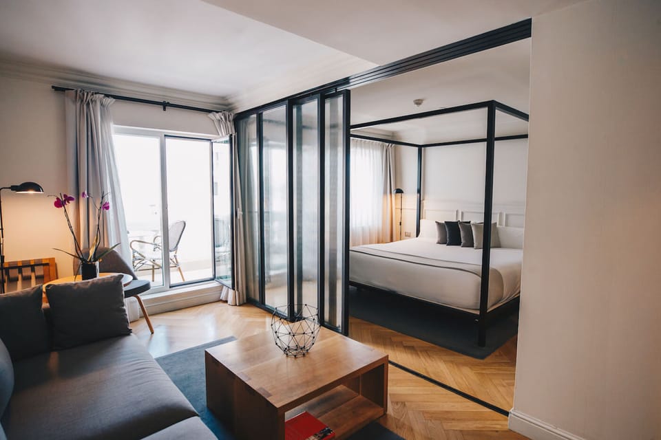 Luxury Suite, City View (High floor) | Egyptian cotton sheets, premium bedding, down comforters