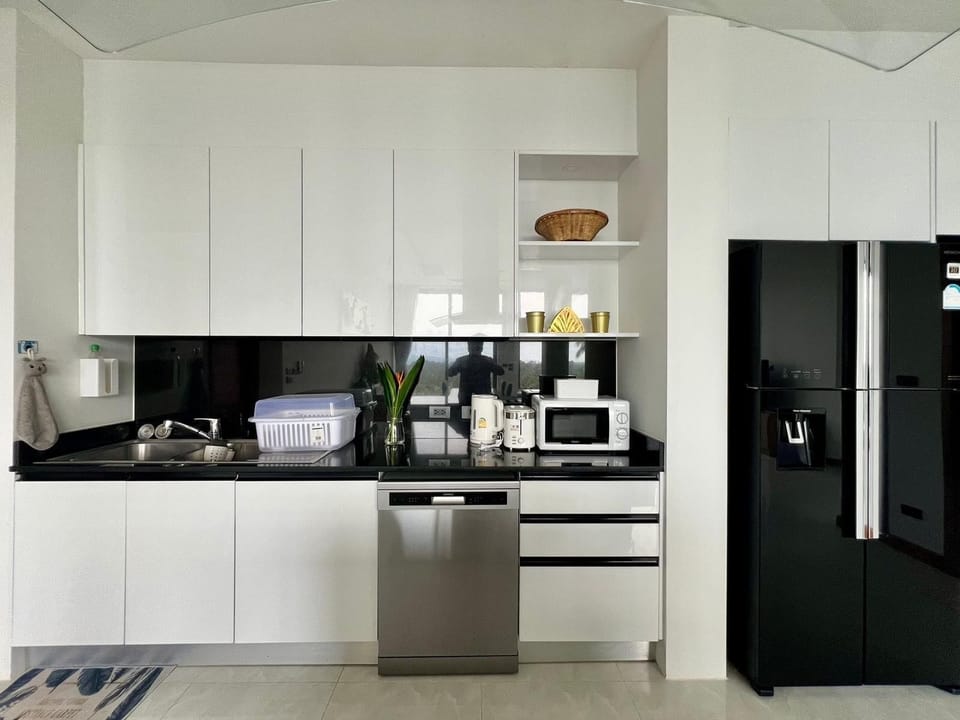 Family Villa, Sea View | Private kitchen | Full-size fridge, microwave, oven, stovetop