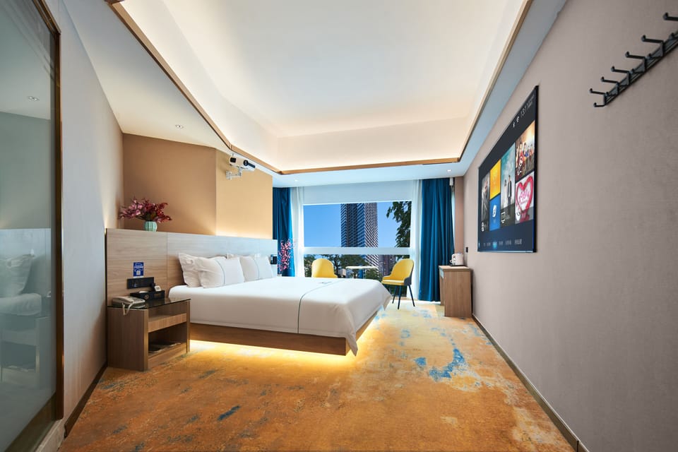 Luxury Double Room, City View | View from room