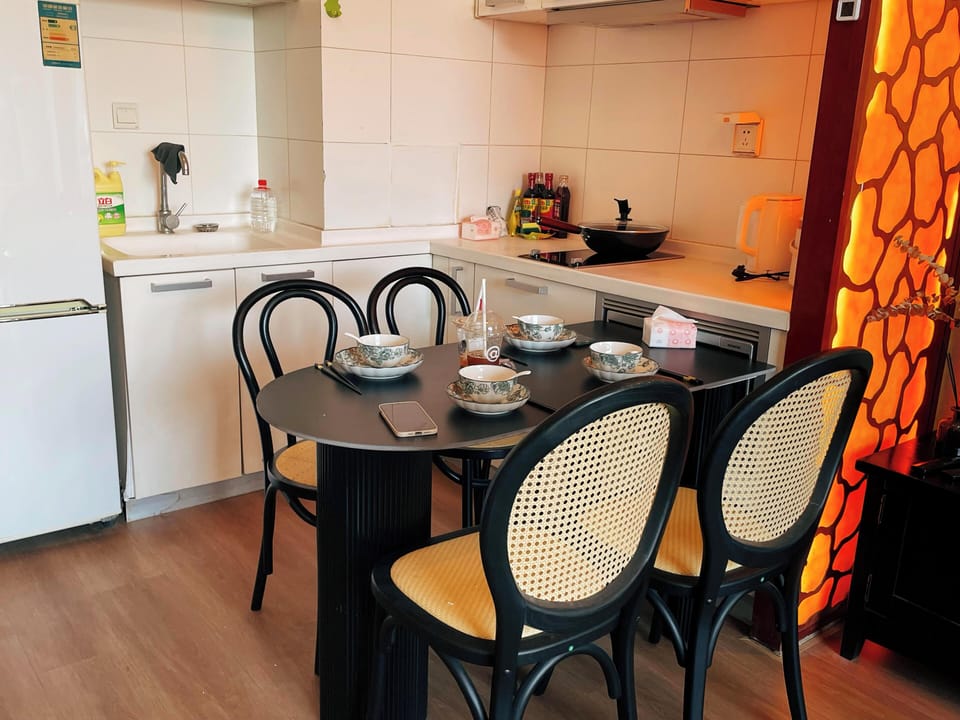 Comfort Suite | Private kitchenette | Fridge, microwave, stovetop, electric kettle