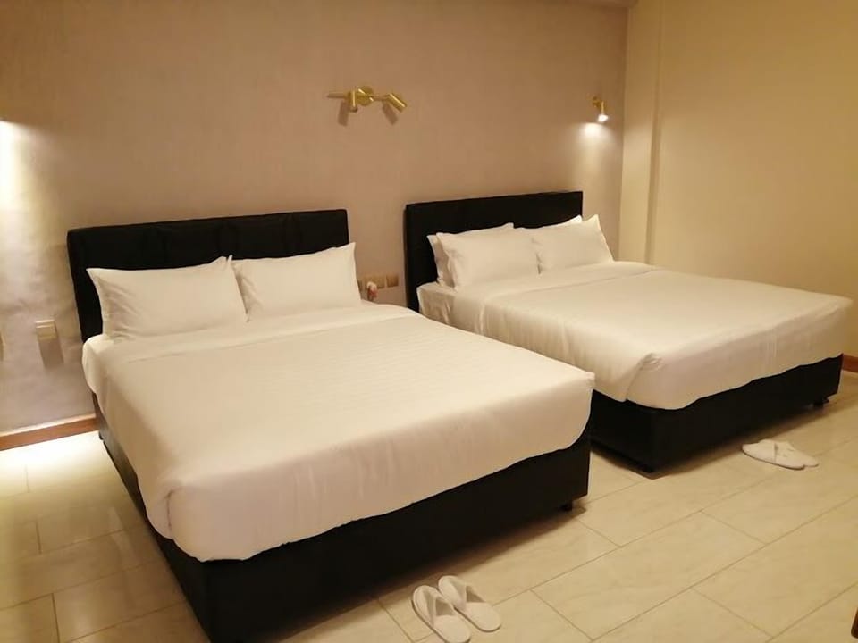 Twin Room | Soundproofing, free WiFi, bed sheets