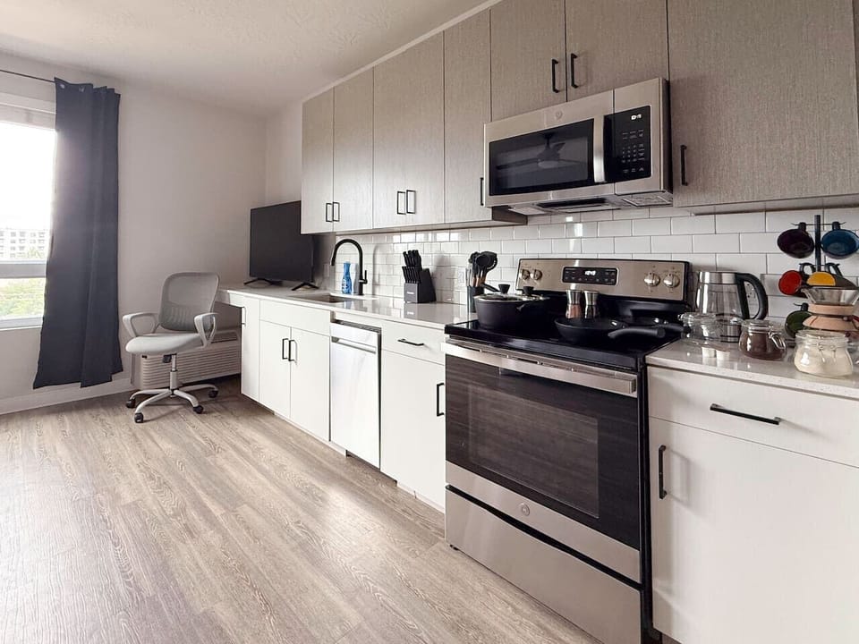 Cozy and Fully-Equipped Kitchen: Perfect for Culinary Adventures! #CloudStays