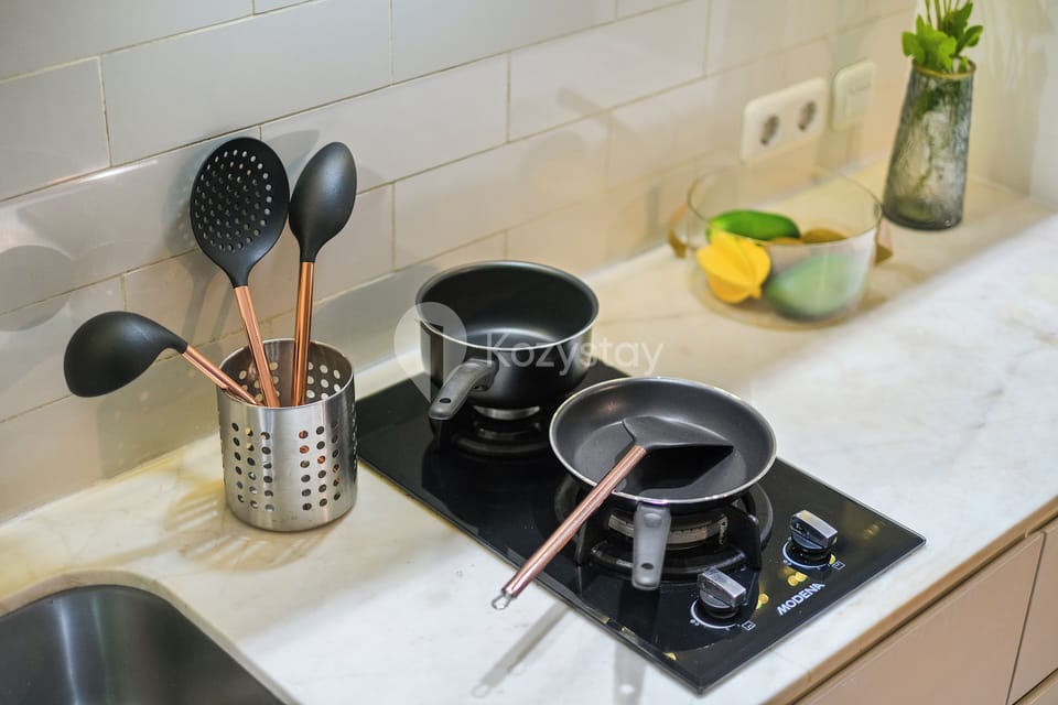 Apartment, 1 Bedroom, City View | Private kitchen