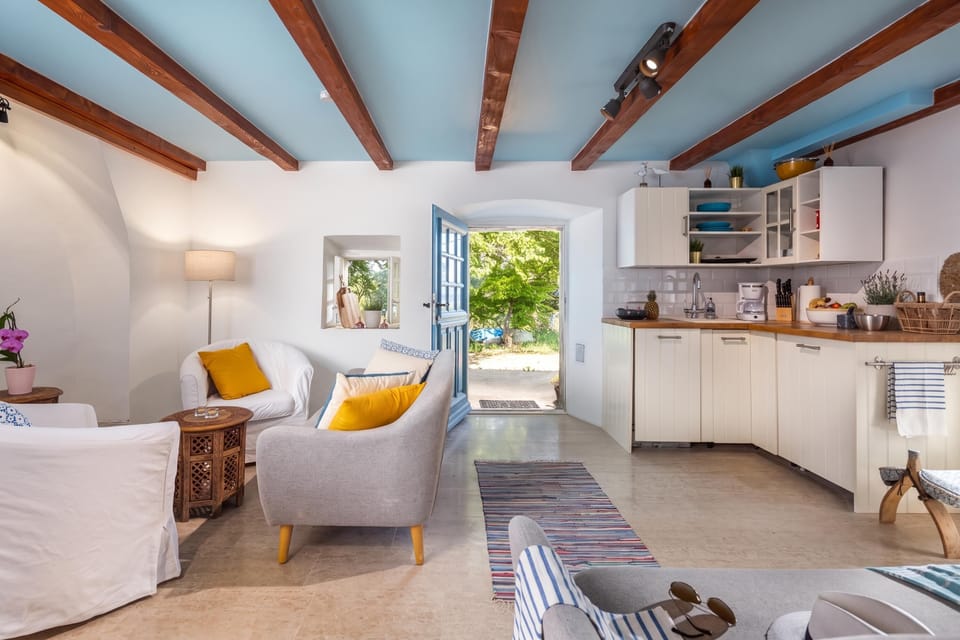 Standard House, 1 Bedroom, Terrace (La Rocca Duo - Hidden In Istria) | Living area | Smart TV