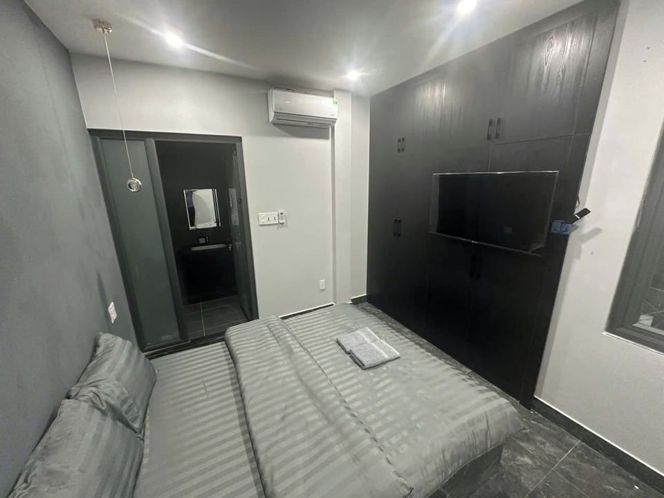 Basic Room | Bathroom