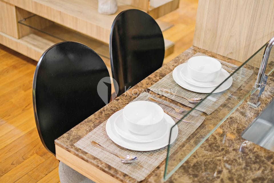 Apartment, 1 Bedroom, City View | Dining room