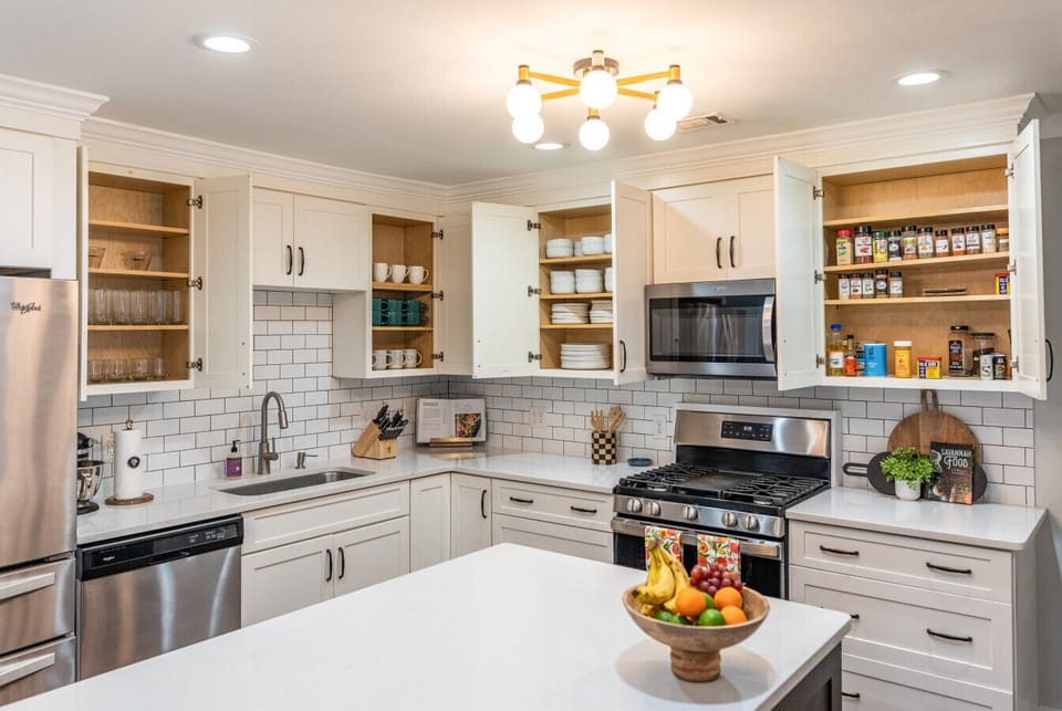 Fully equipped kitchen