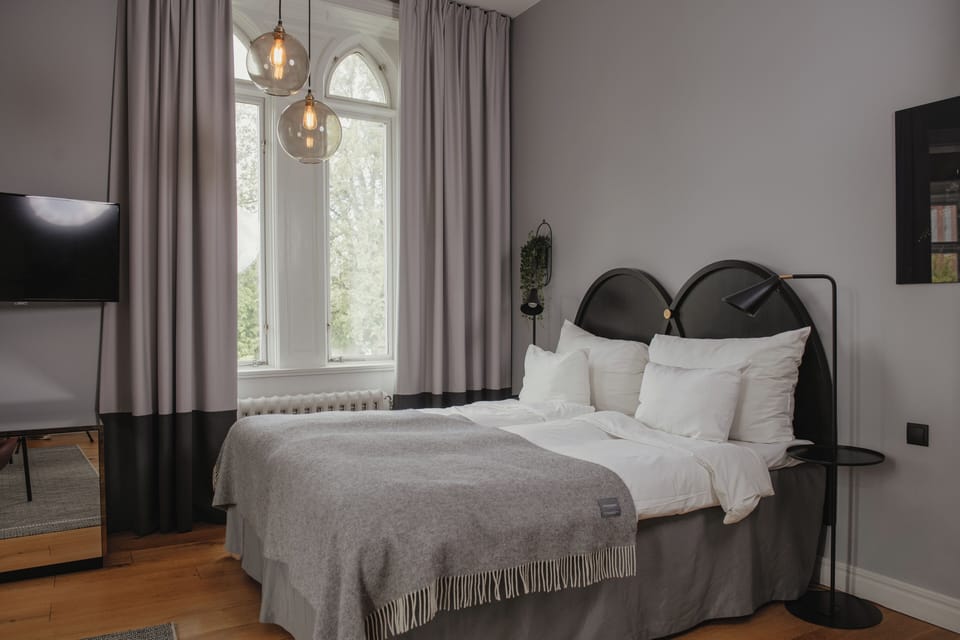 Deluxe Double Room | Desk, blackout drapes, cribs (surcharge), bed sheets