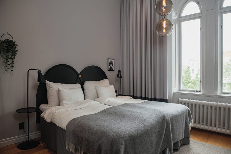 Superior Twin Room | Desk, blackout drapes, cribs (surcharge), bed sheets
