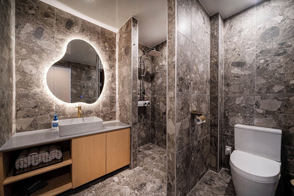 Hinoki Signature Ocean Room | Bathroom | Hair dryer, bathrobes, towels, soap
