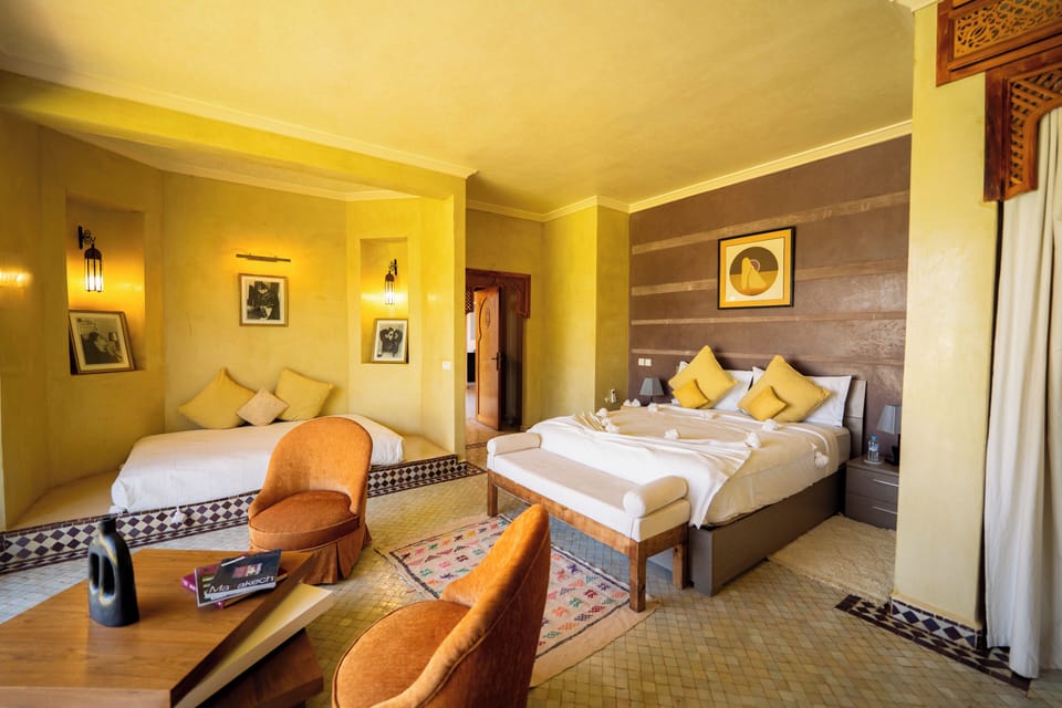 Deluxe Double Room | In-room safe, soundproofing, WiFi (free)