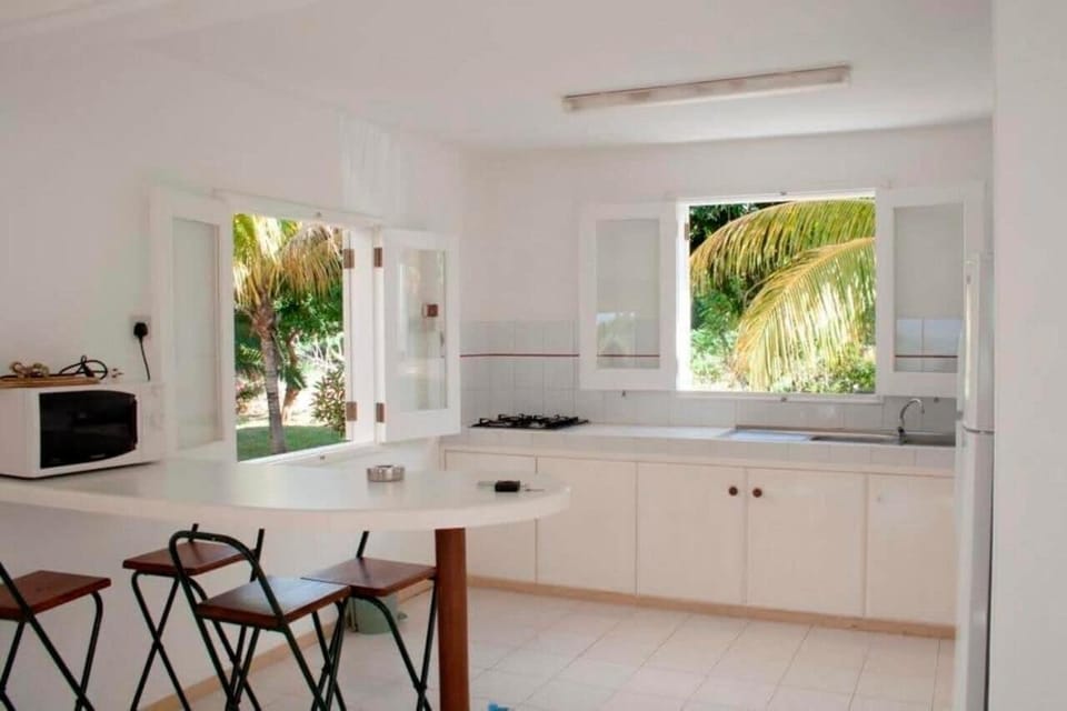 Bungalow, Ocean View | Private kitchen | Coffee/tea maker, fridge, microwave, oven