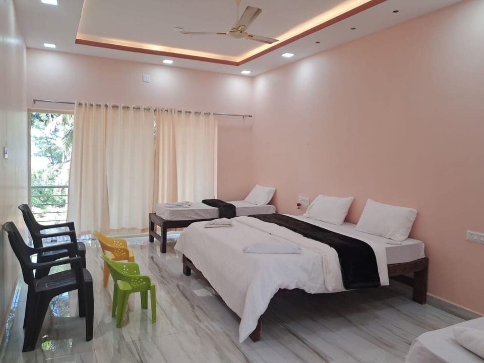 Deluxe Room | Free WiFi