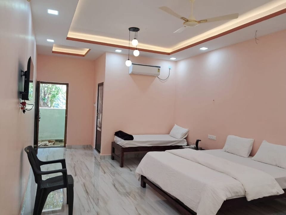 Deluxe Room | Free WiFi