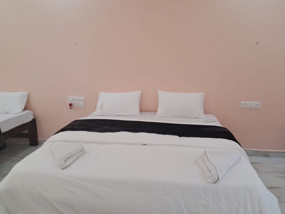 Deluxe Room | Free WiFi