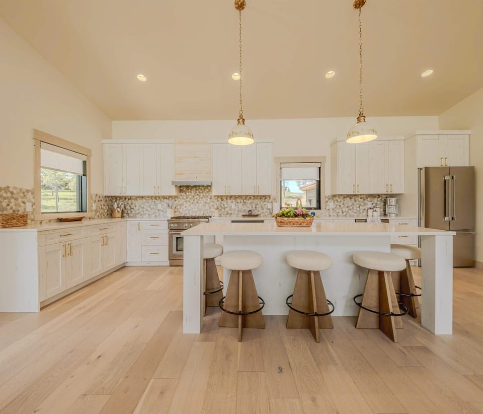 Prepare your favorite meals in the full kitchen 