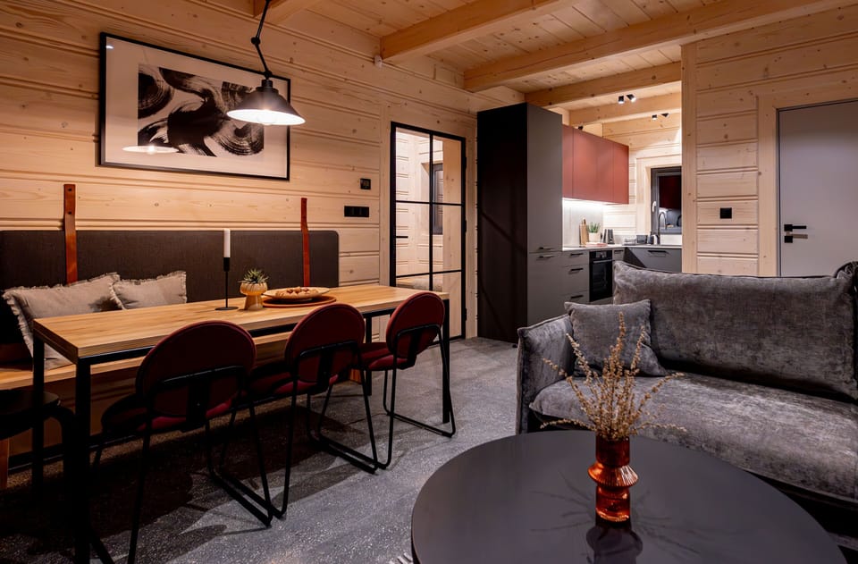 Deluxe Chalet, Mountain View | Living room