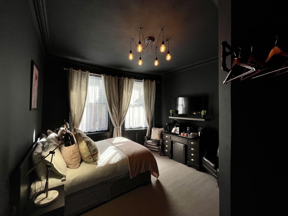 Deluxe Double Room, Ensuite | Room amenity