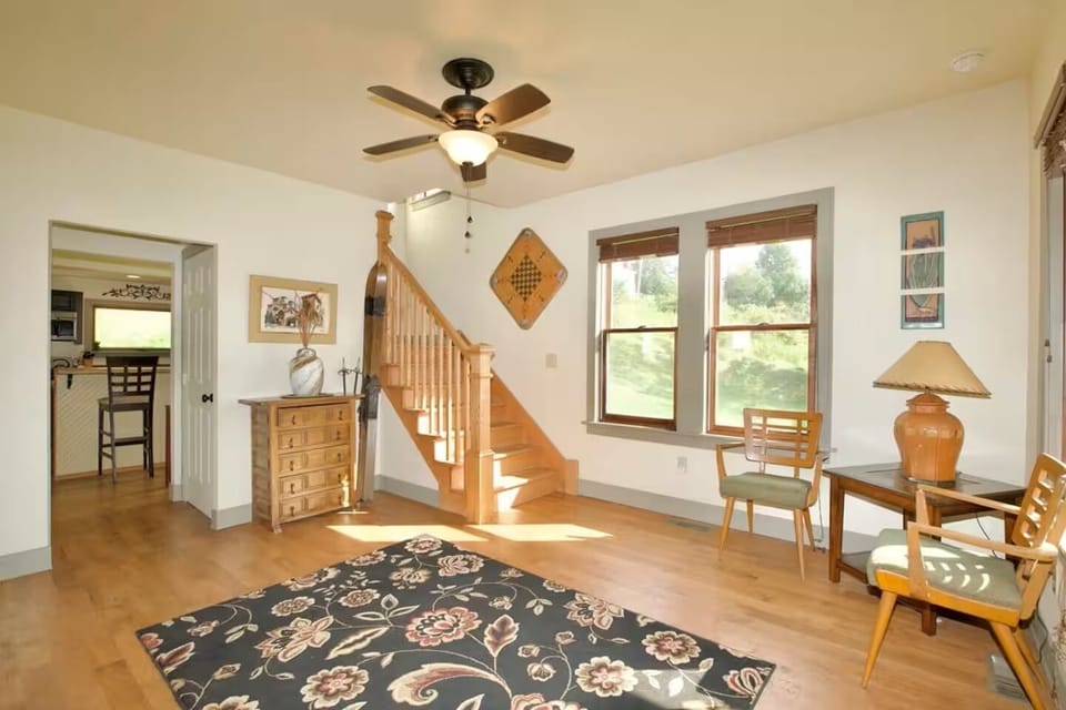 Entrance to upstairs