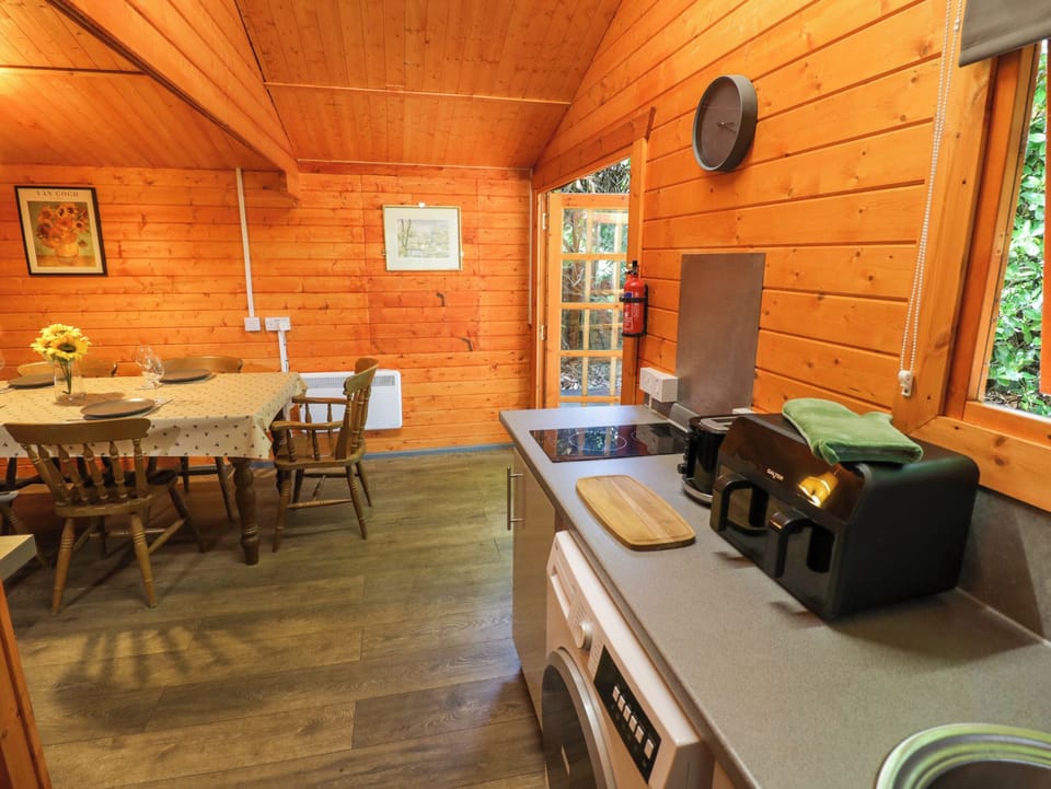 Fridge, microwave, toaster, cookware/dishes/utensils