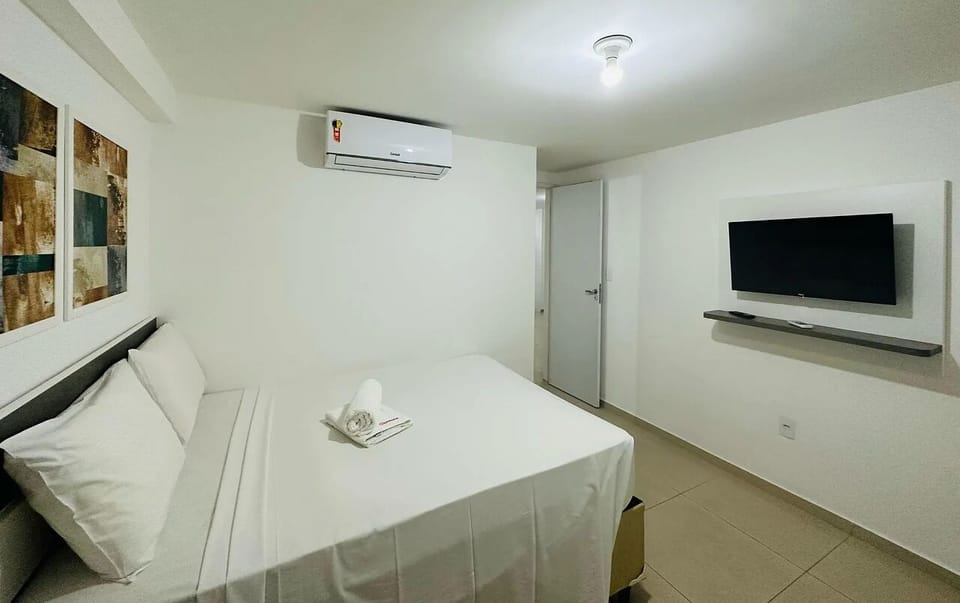 Basic Apartment | Free WiFi, bed sheets