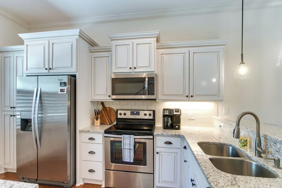 Kitchen with everything you need