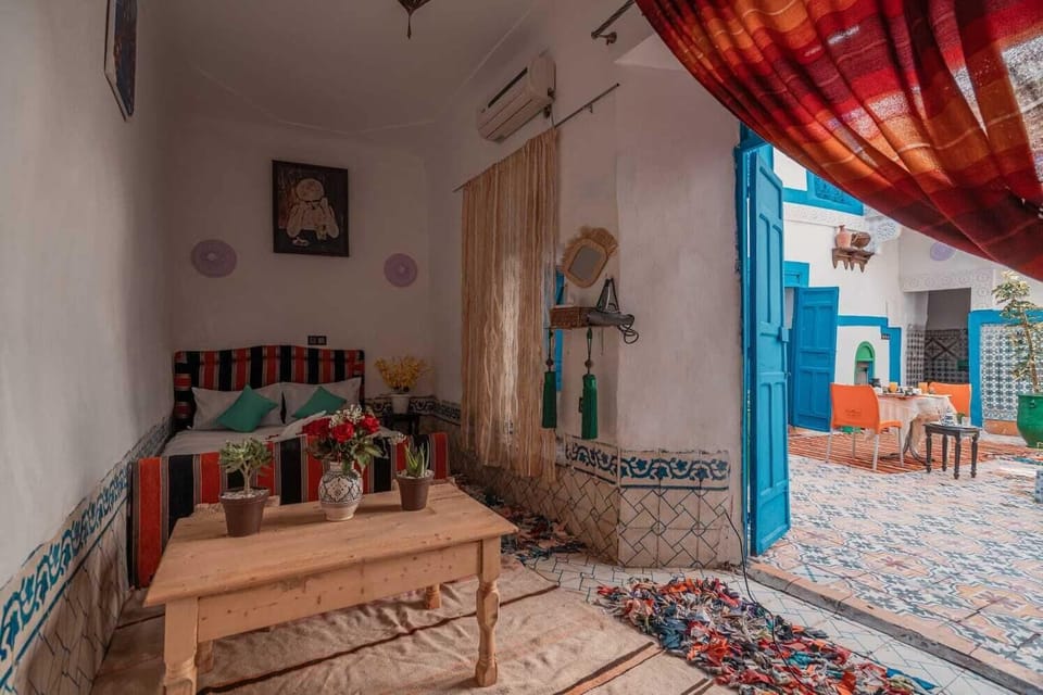 Double Room | Individually decorated, desk, soundproofing, free WiFi