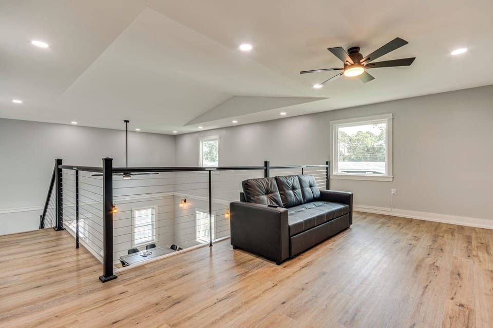 Loft | Smart TV | 2nd Floor