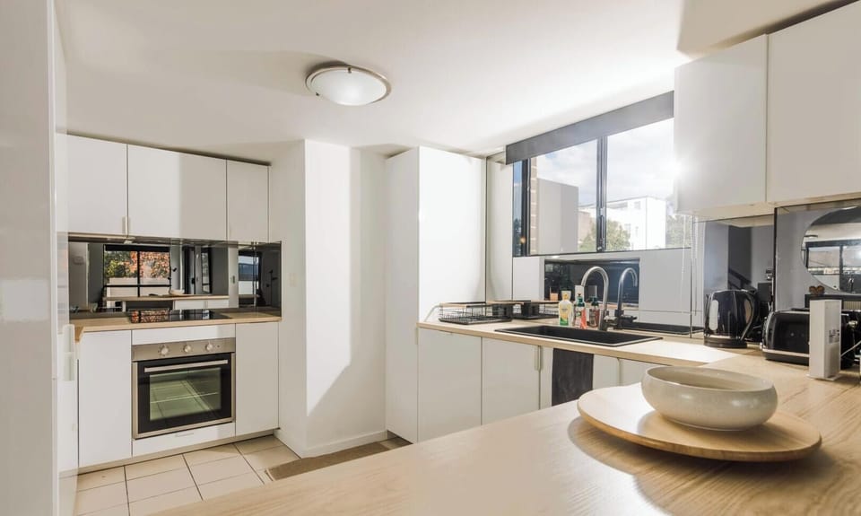 Spacious with natural sunlight