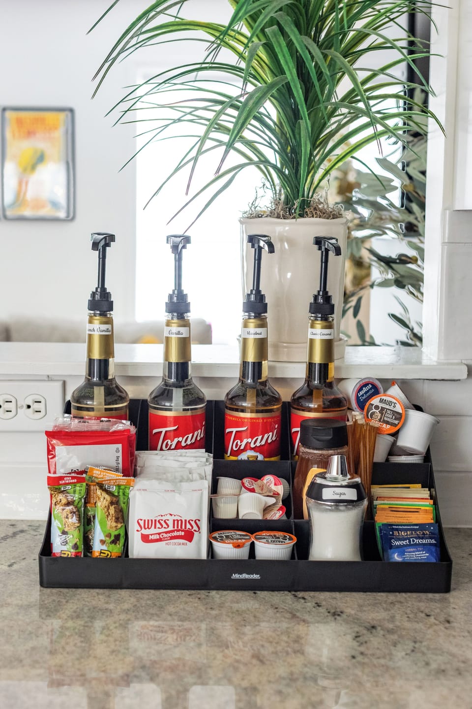 Complimentary coffee bar, tea, hot chocolate and snacks for your stay