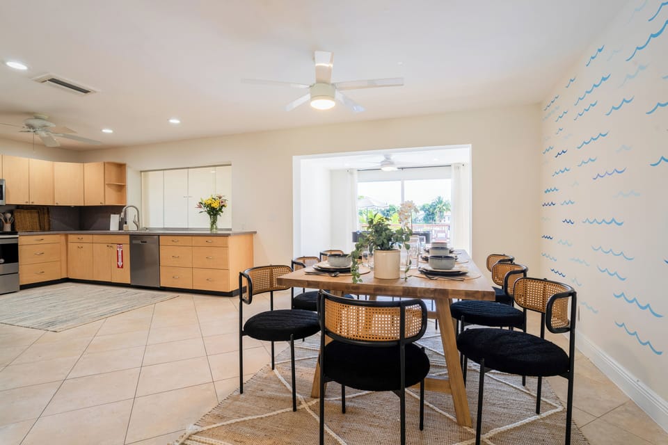 Kitchen and dining area in one space