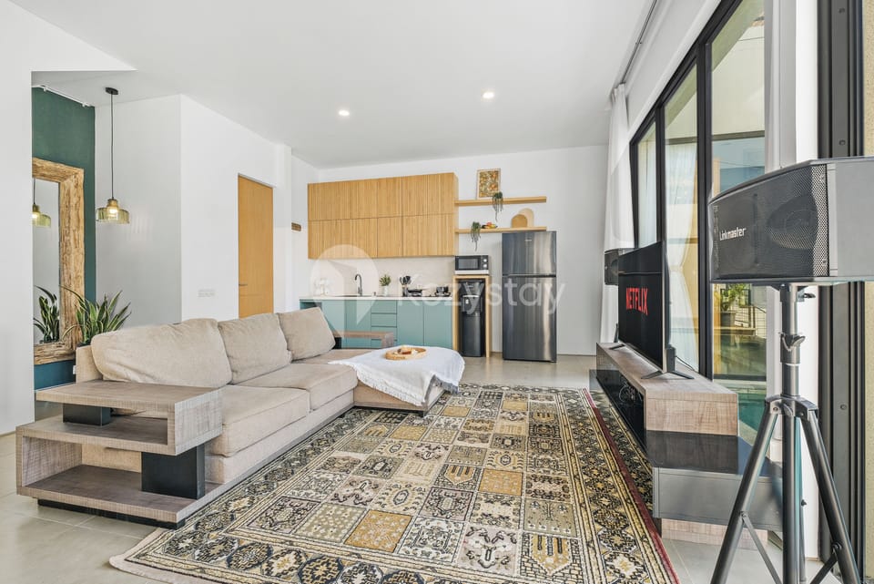 Villa, 3 Bedrooms, City View | Living area | 50-inch Smart TV with cable channels, Netflix, streaming services