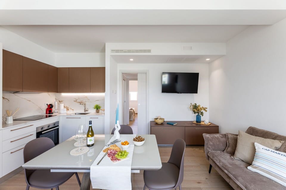 Kitchen, Living Room