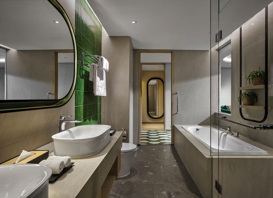 Suite King | Bathroom