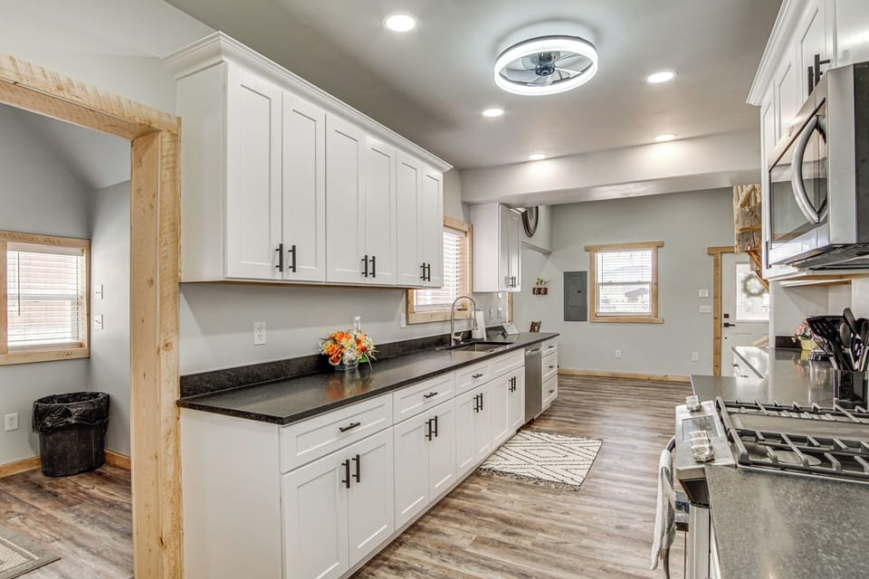 Kitchen | Cooking Basics | Dishwasher | 1st Floor