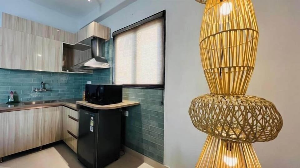 Luxury Penthouse, Patio | Private kitchen